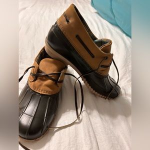 Magellan Womans Duck/rain booties size 9. Lightly worn